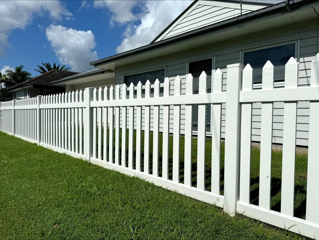 Building a Fence in Auckland 2025: Rules, Costs & Tips | My Homes Fencing